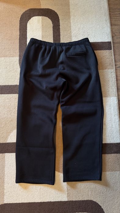 Pantaloni baggy