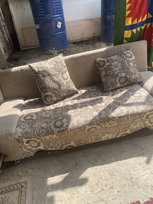 Продам  2 дивана, в хорошом сомтояний