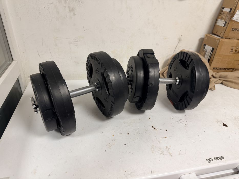 Gantere reglabile noi 17,5 kg+17,5 kg=35 kg pret 250 lei