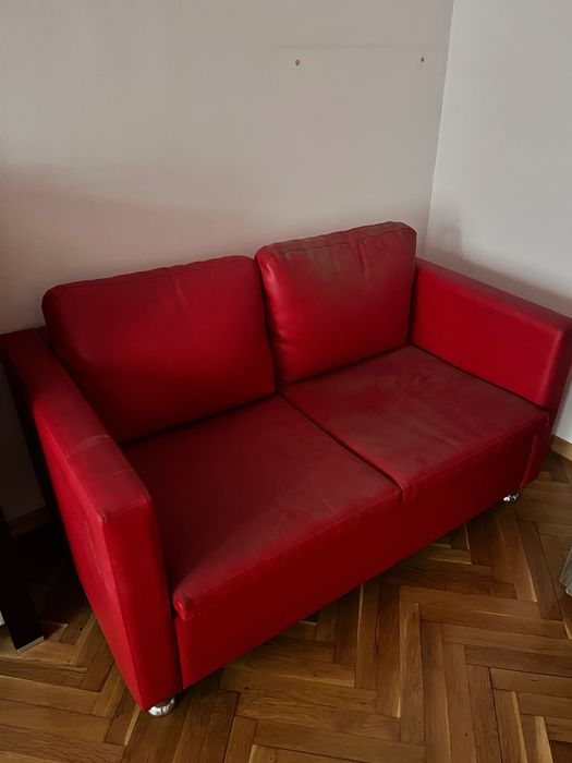 Кожени дивани за хол или офис