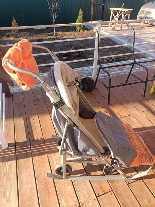 Продам санки - коляска