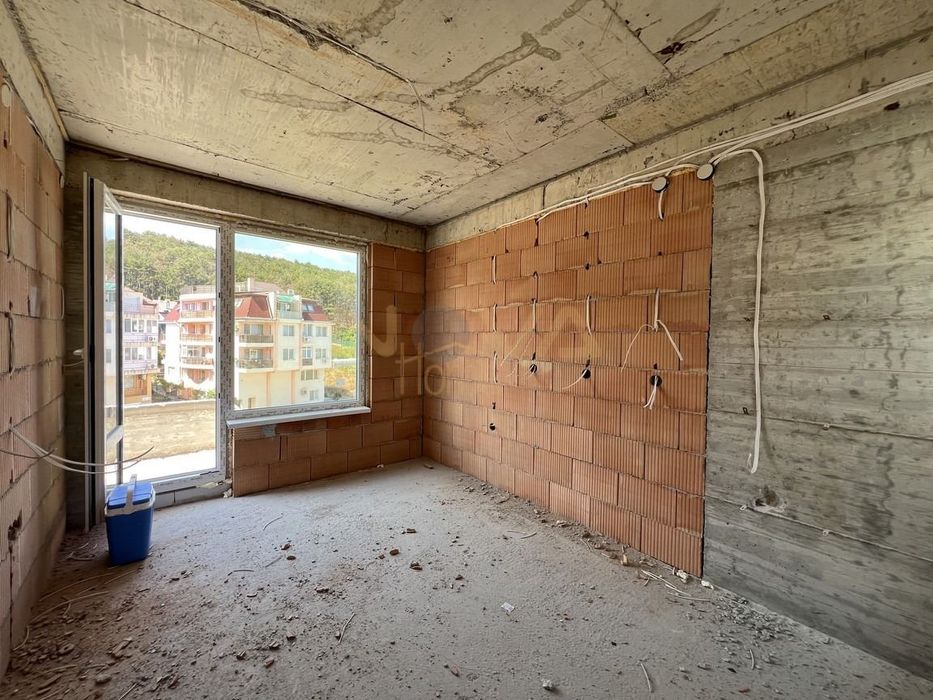 Продава се Двустаен апартамент в Варна, Виница - 105 кв.м за 763 €/кв.м - Снимка #9