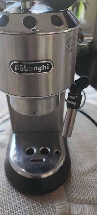 Кафемашина Делонги.