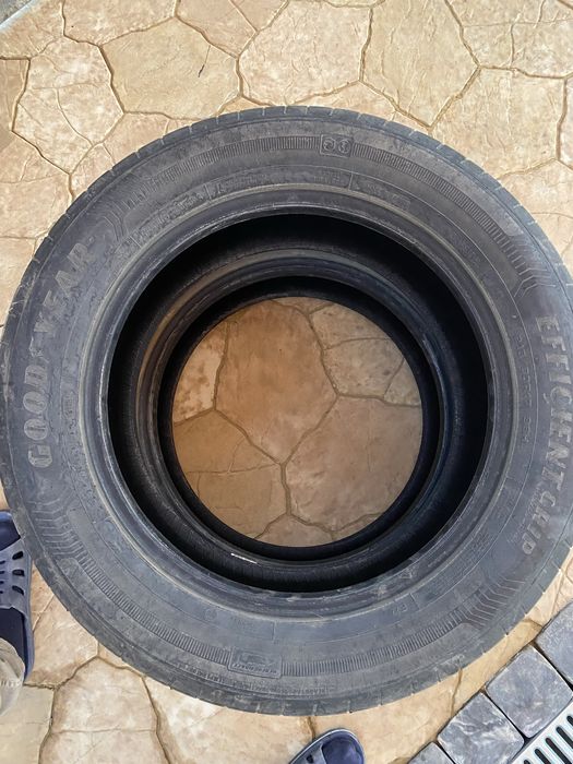 Шина летняя Goodyear Efficient grip 215/60/R17