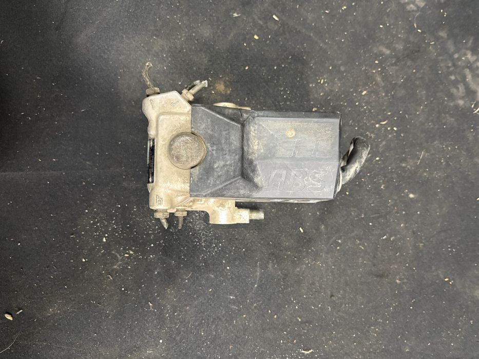 Mercedes w124 2.0i ABS АБС Помпа