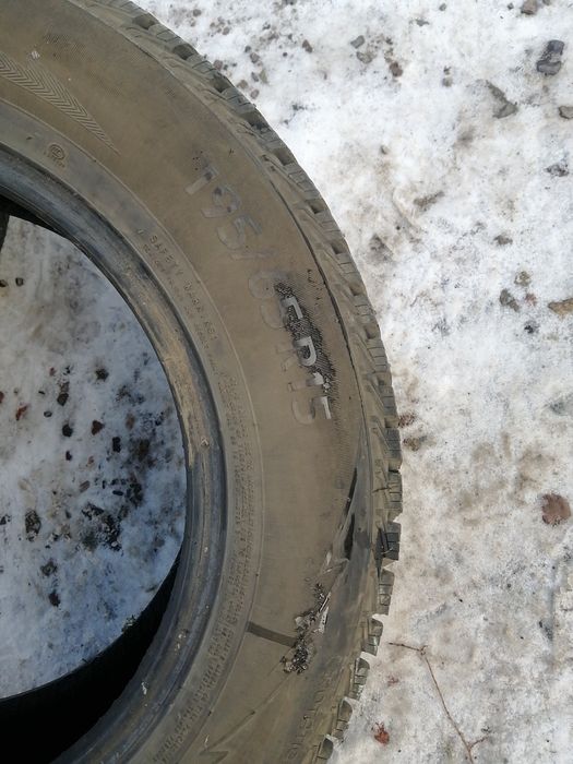 Продам резину зима r15