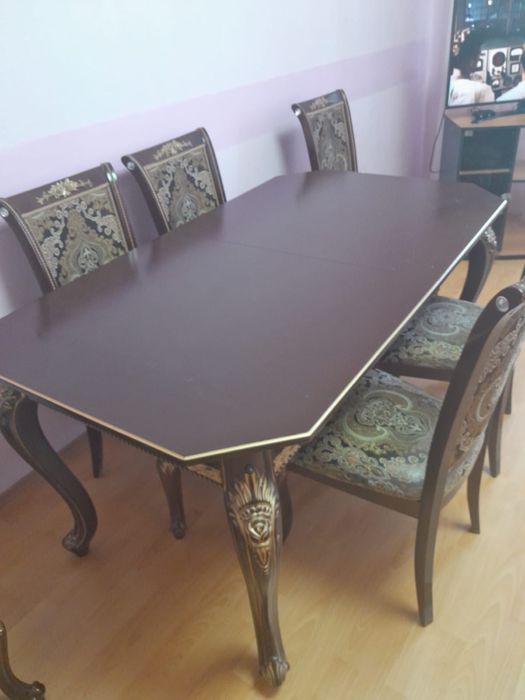 Шикарный стол + 8 стульев
