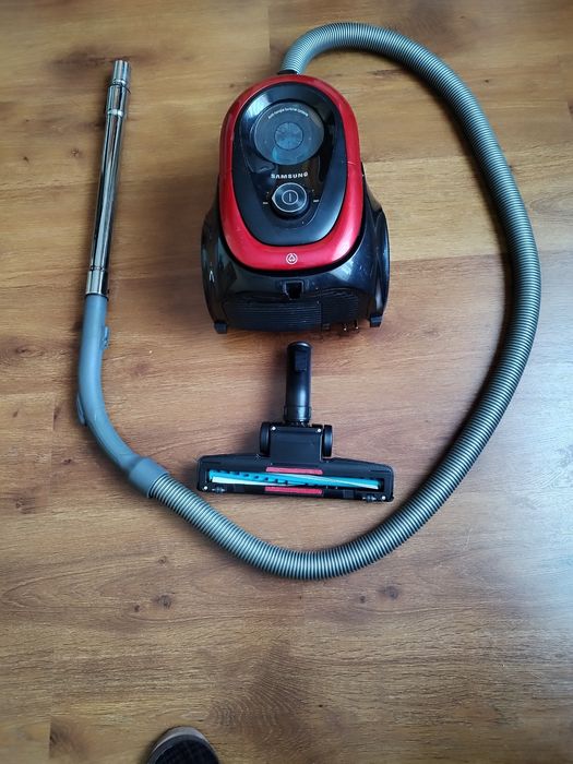 Продам пылесос..