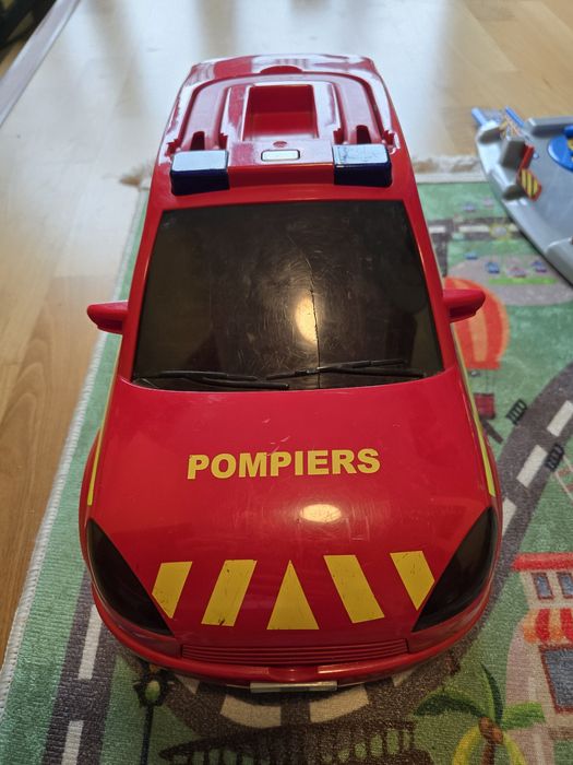 Mașina tip garaj de pompieri pt mașinuțe cu mâner