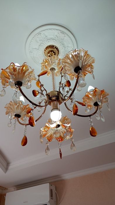 Люстра 2 штуки одинаковые