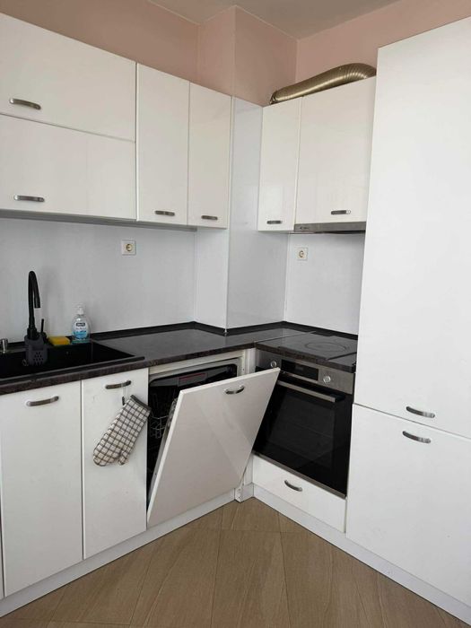 Тристаен ап. под наем в кв. Лозенец