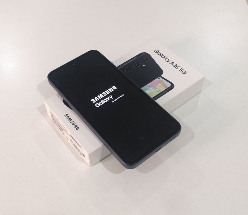 SAMSUNG A35 5G  8 /128Gb