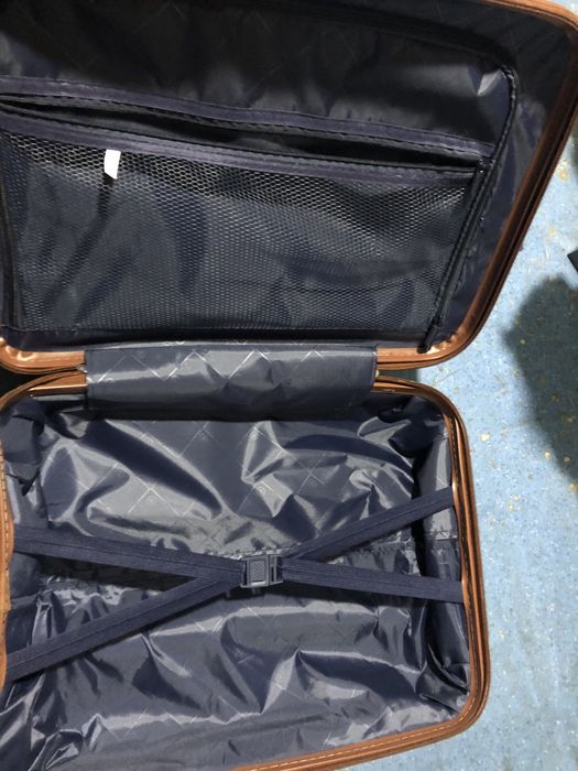 Чемодан для путешествие