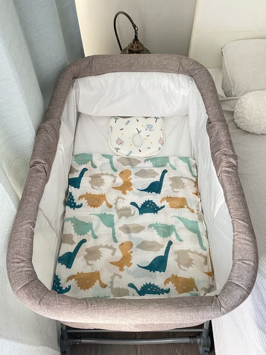 Patut pliabil pentru bebelusi