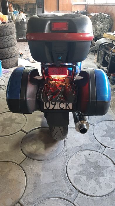 Спорт - Турист, Triumph sprinter 995i 2005 г.