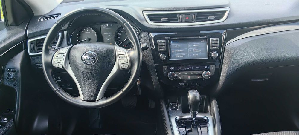 Nissan Qashqai AUTOMAT / Navi / Senzori / Lane assist / Camera