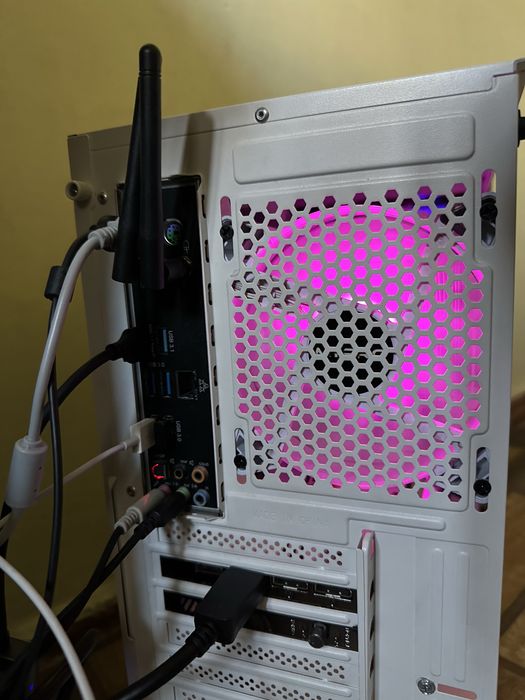 Ryzen 7 5800 x. 64 GB ram RTX 3070