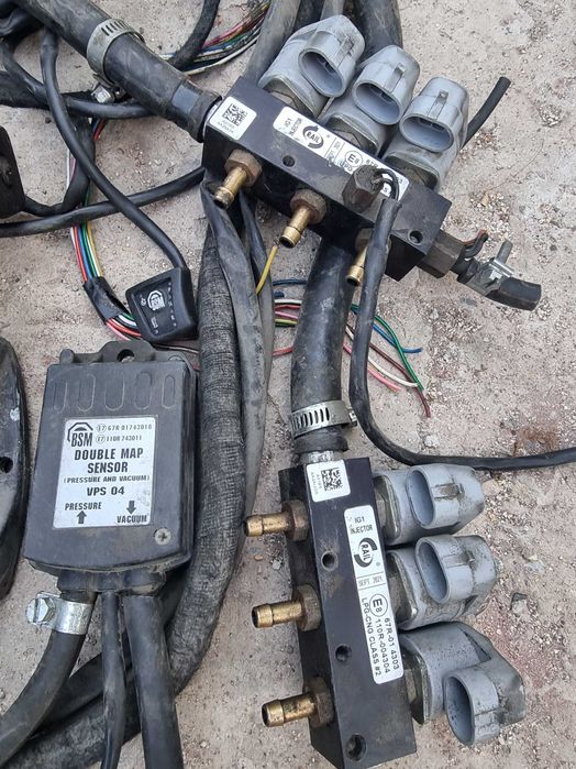 Газова уредба шест цилиндара