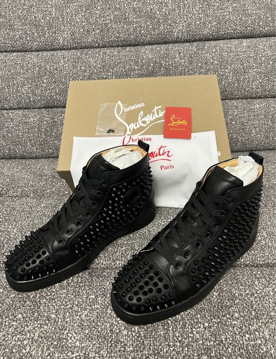 Christian Louboutin - Cu factura!