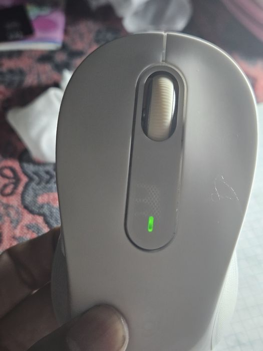Logitech M650 L Wireless Mouse color:off_white silence mouse