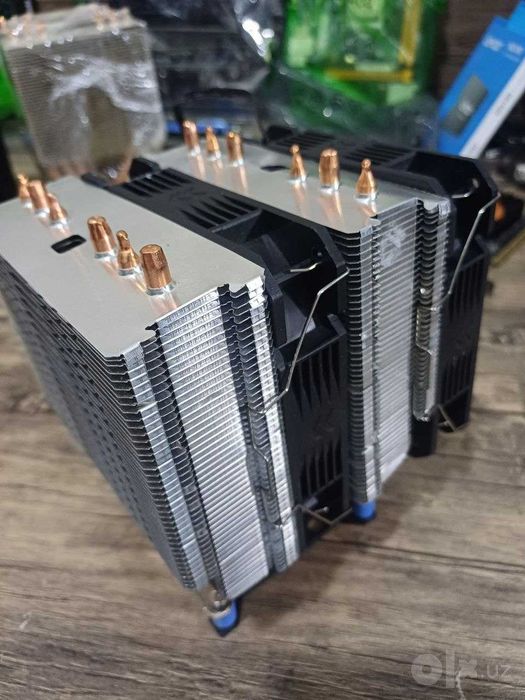 Радиатор процессора (кулер), с 2 RGB вентиляторами. 6 трубок. LGA1700