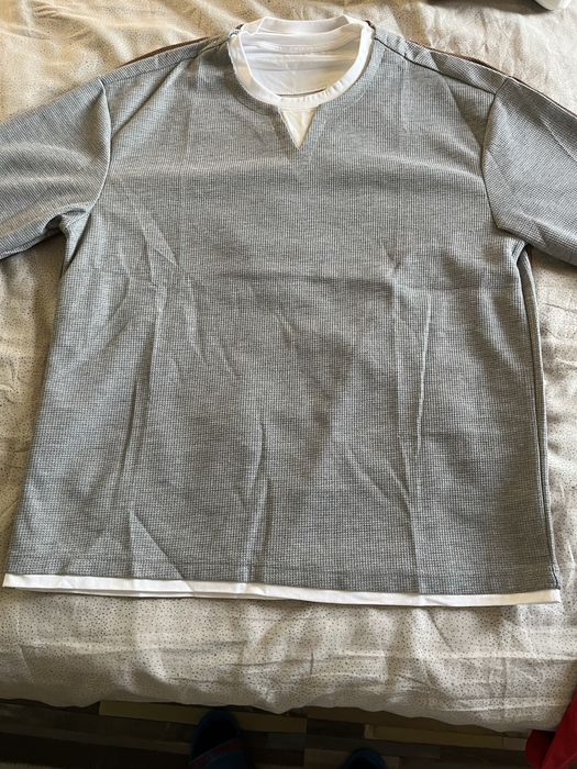Тениски с дълък ръкав.Ново.