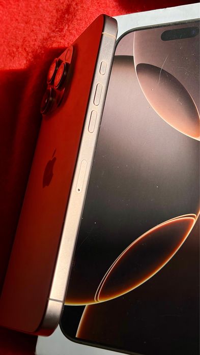 Vand Iphone 16 pro max, 256 GB, ca nou