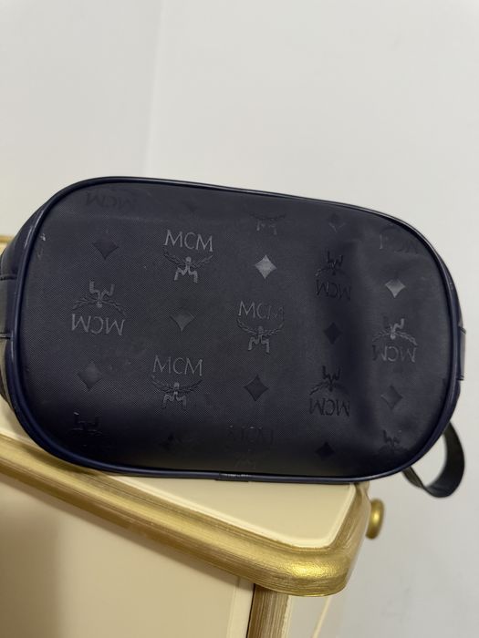 MCM Drawstring Bucket Bag Navy