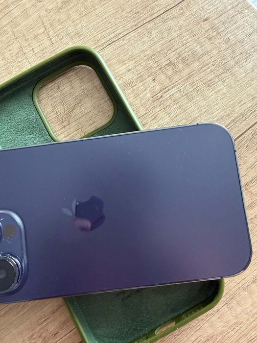 I phone 14 pro отлично състояние като нов