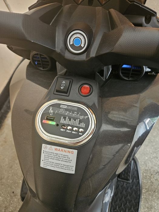 Motocicleta pentru copii 4+