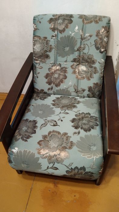 Продам мягкий уголок