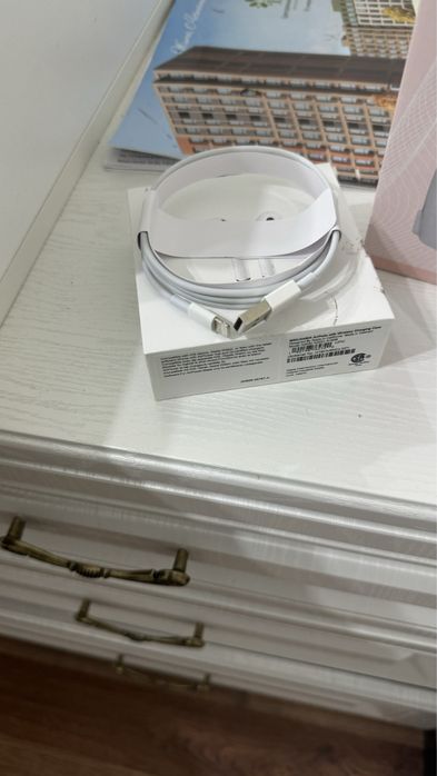 Продается оригинальный шнур для эйрподс.Новый