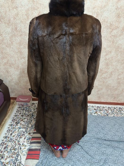 Норковая шуба коричневая