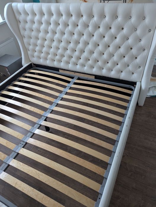 Прлдам кровать 2х2м