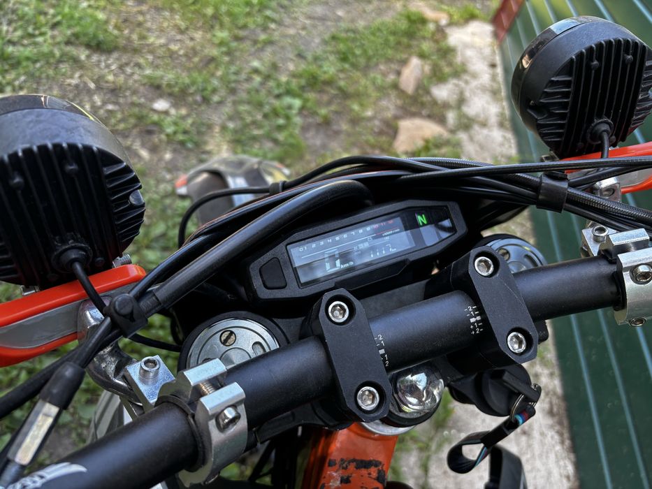 Мотоцикл эндуро Zuumav CB250