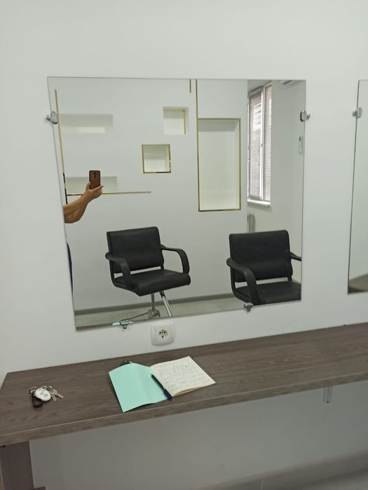 Продаю зеркала для салона красоты