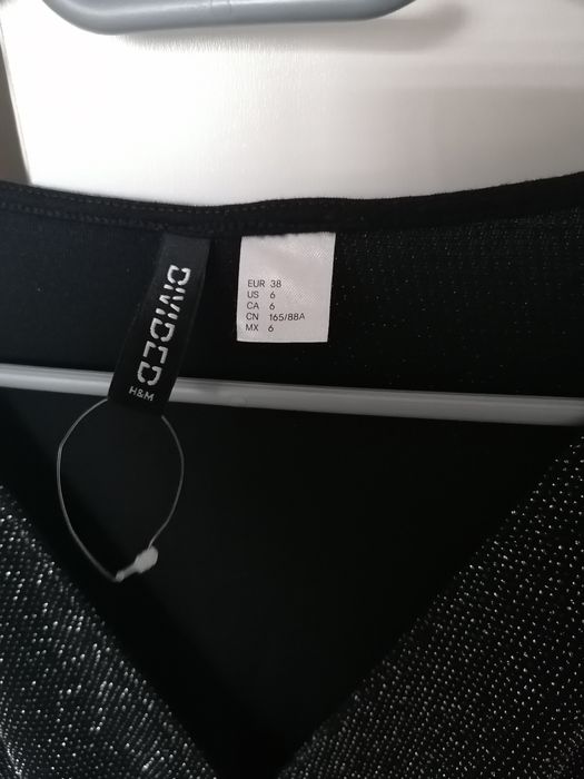 Vând rochiță nouă