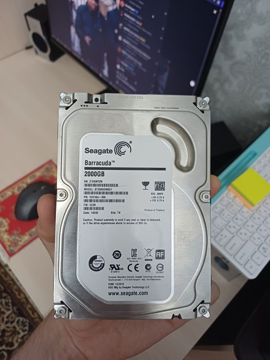 Жесткий диск Seagate 2,5 на 2000 GB
