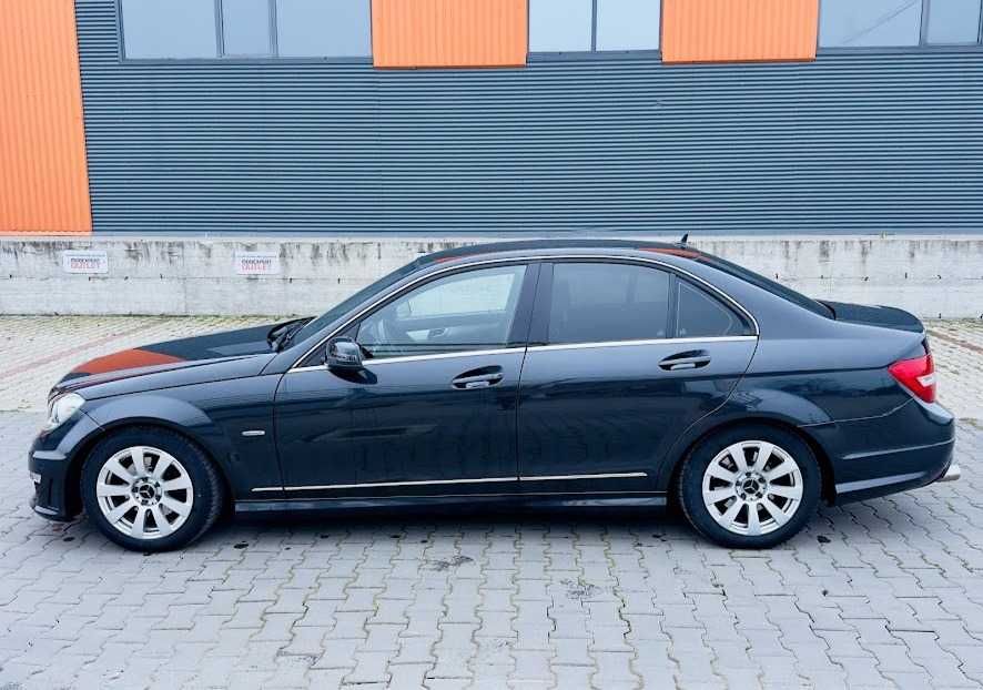 Mercedes C180 Facelift AMG Avantgarde