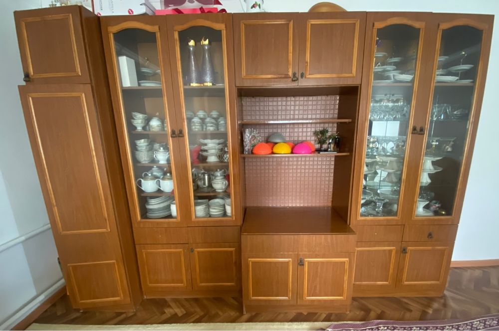 продам  стенку срочно