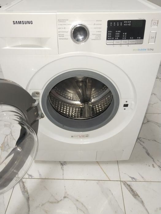 Продается стиральная машинка Самсунг 6кг