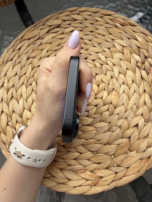 Iphone 16 negru- stare perfecta