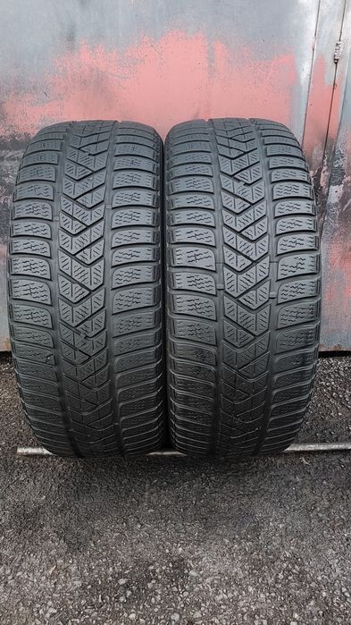 2бр. зимни гуми 225/50/17 Pirelli Sotto Zero 3 
dot22
6.5mm
Добро съст