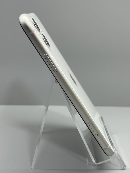Apple iPhone 11 256 GB, white, 80%