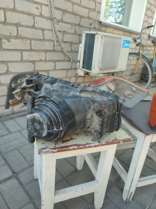 Фары на Ауди 80 B3