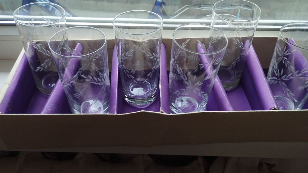 Продам разные вазы, конфетницы