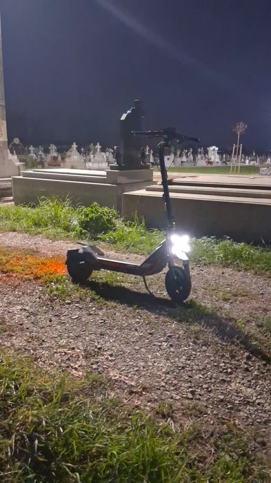 Se vinde urgent trotineta electrica