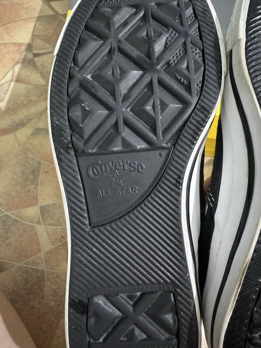 Оригинальные конверсы Hello Kitty