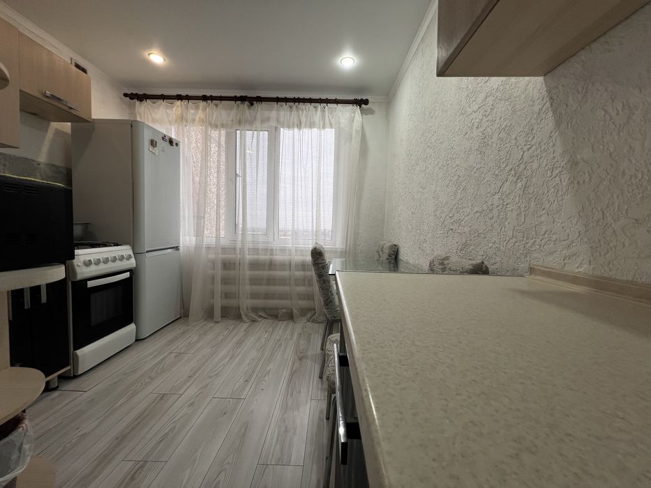 Трёхкомнатная с мебелью