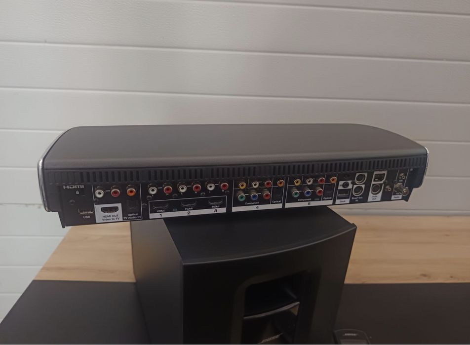 SoundBar Bose Lifestyle 135  Subwoofer Wireless